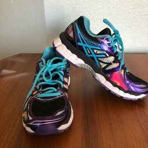 Multicolor running shoes